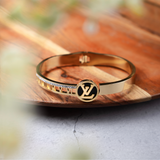 Signature Knot