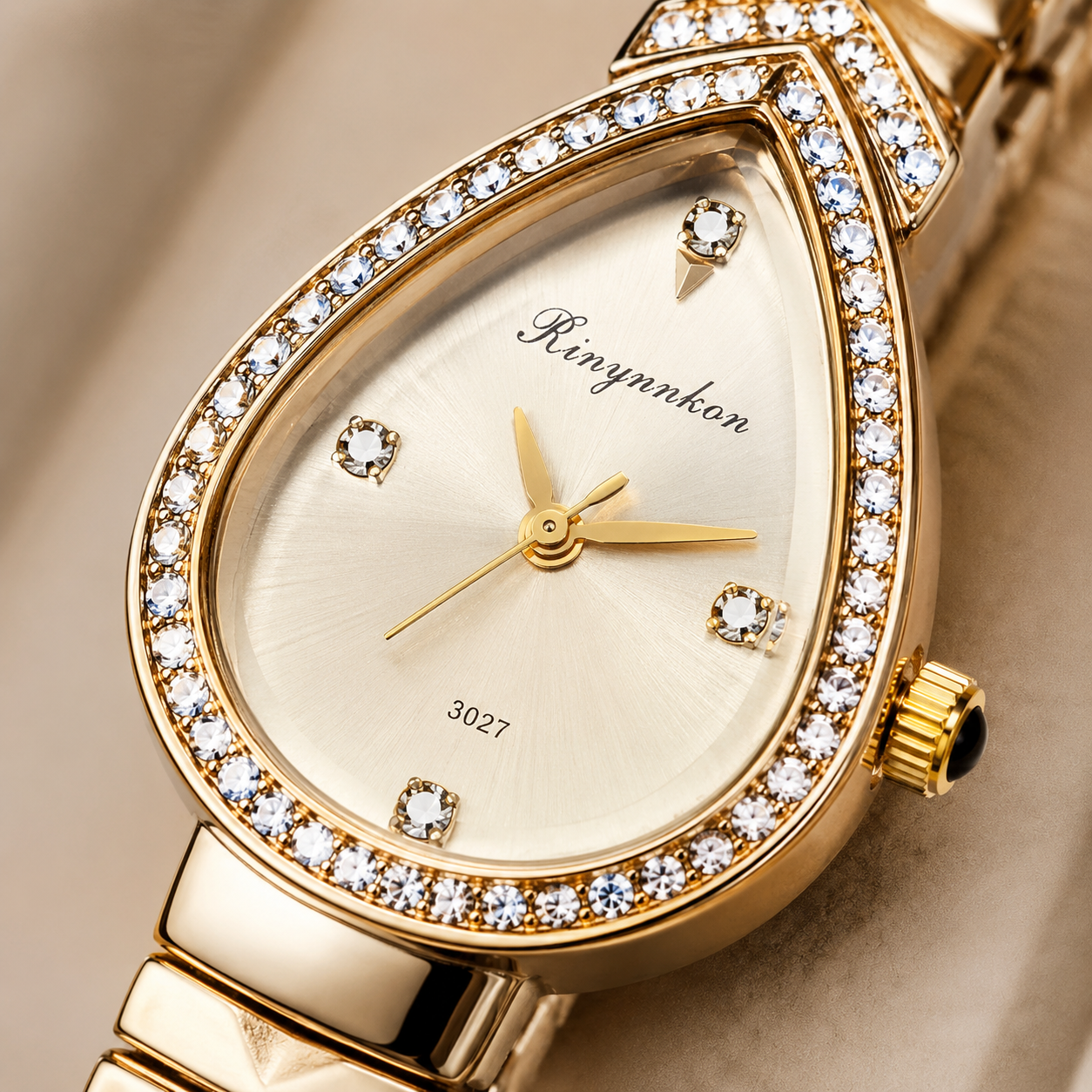 Royal Teardrop Crystal Bracelet Watch for Women