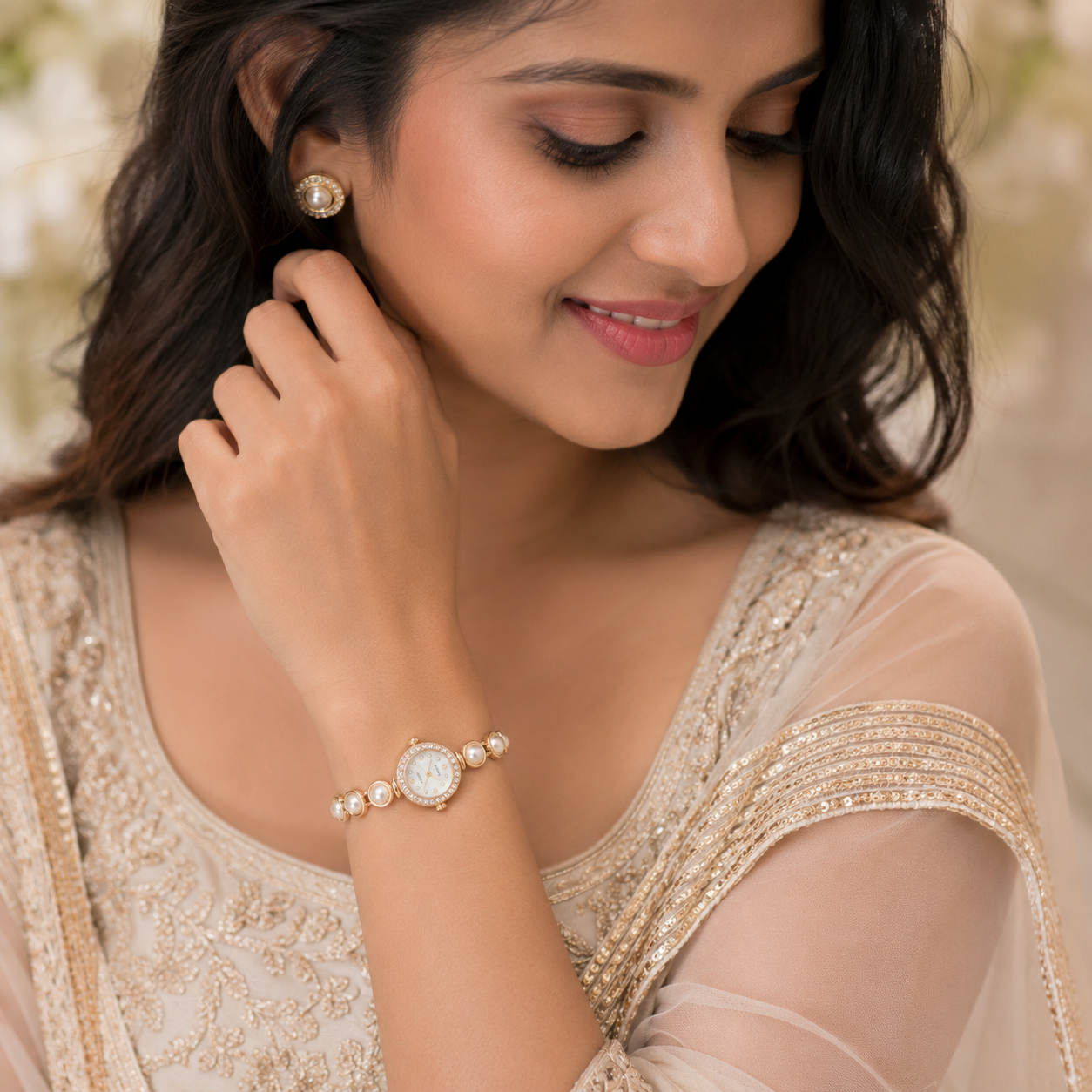 Pearl Luxe Women's Watch