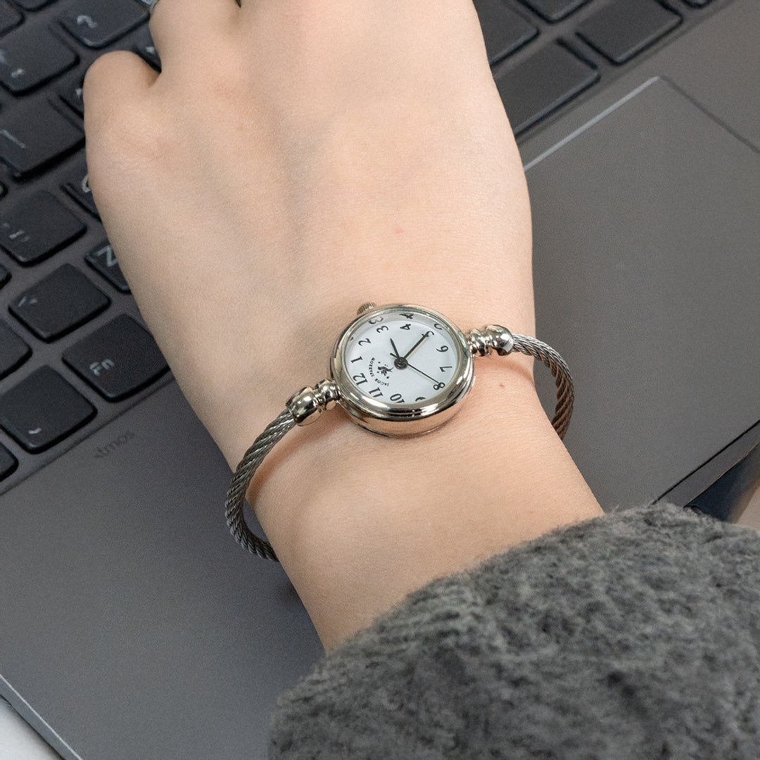 Minimalist Fashion Bracelet Watch